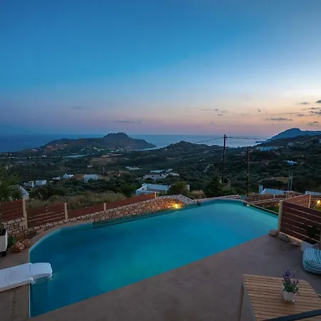 New Sunset With Heated Pool & Childrens Area, Walk To Restaurant Villa