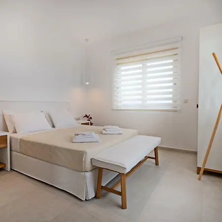 Villa New Sunset With Heated Pool & Childrens Area, Walk To Restaurant Plakias