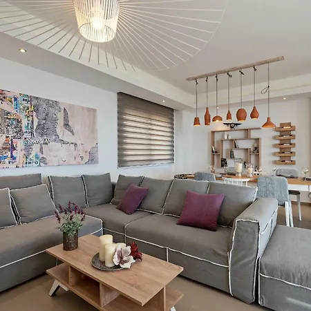 New Sunset With Heated Pool & Childrens Area, Walk To Restaurant
